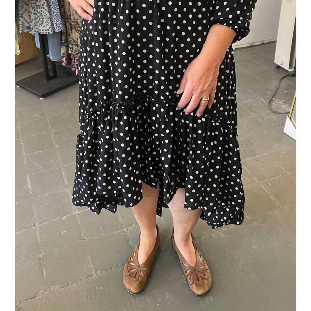 NEW HAYDEN LA becky polka dot dress in black - Picture 4 of 5